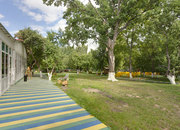 APPLE HILL