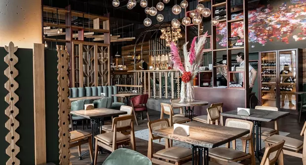 Ресторан Lark Cafe