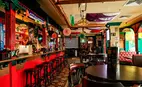 Бар Harat's Pub