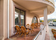 Белый берег