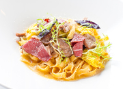 Бурый Лис и Ленивый Пес