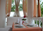 Колизей Холл